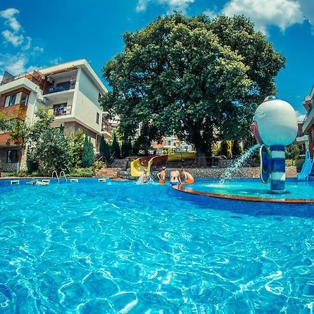 Gt Messambria Fort Beach Apartments Sveti Vlas Dış mekan fotoğraf